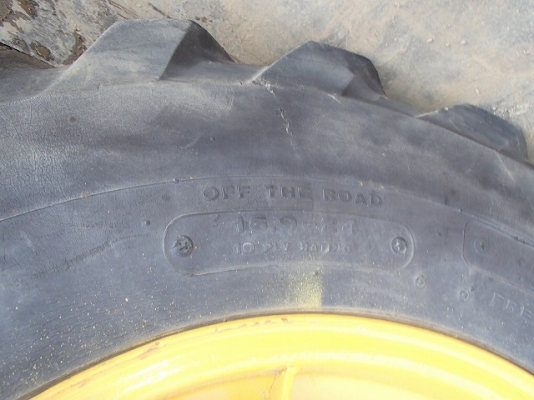 ขายรถตัก Komatsu WA100-1 ขายรถตัก Komatsu WA100-1