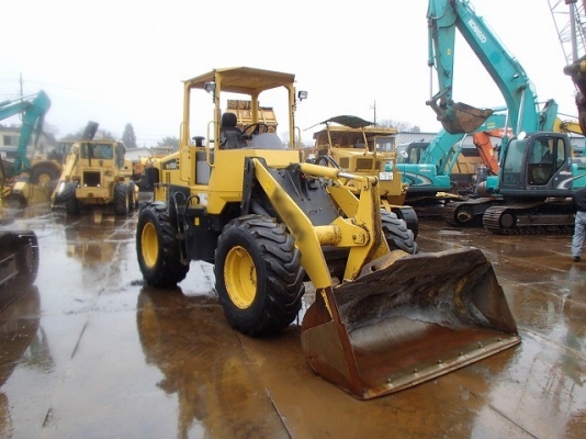 ขายรถตัก Komatsu WA100-5 ขายรถตัก Komatsu WA100-5
