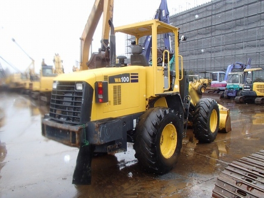 ขายรถตัก Komatsu WA100-5 ขายรถตัก Komatsu WA100-5