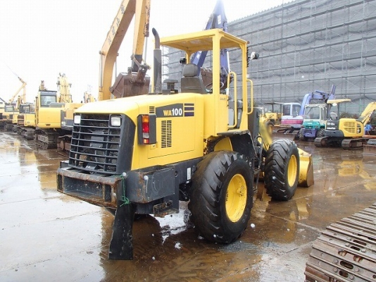 ขายรถตัก Komatsu WA100-5 ขายรถตัก Komatsu WA100-5