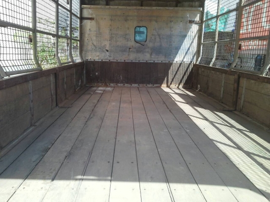 ขายรถ 6 ล้อ ISUZU NKR 110 หัวการ์ตูน