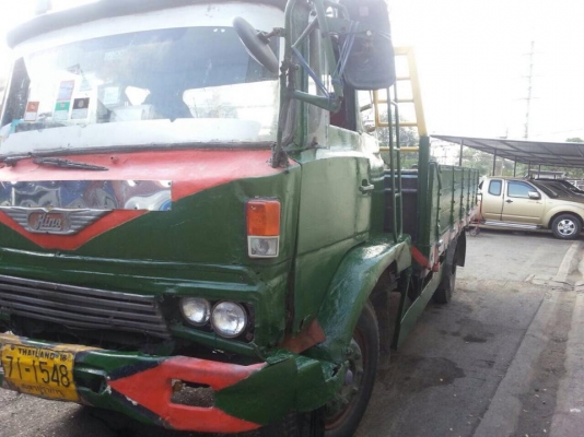 ขายรถบรรทุกหกล้อ HINO KL300 เครื่อง EC100 เกียร์ HINO ขายรถบรรทุกหกล้อ HINO KL300 เครื่อง EC100 เกียร์ HINO