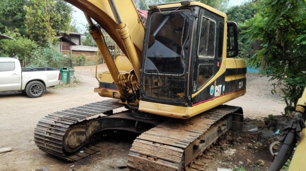 Catterpillar 320V1/ ช่วงล่างดี เอวแน่น ใบหนา เฟรมสวย โซ่ 70\% Catterpillar 320V1/ ช่วงล่างดี เอวแน่น ใบหนา เฟรมสวย โซ่ 70\%