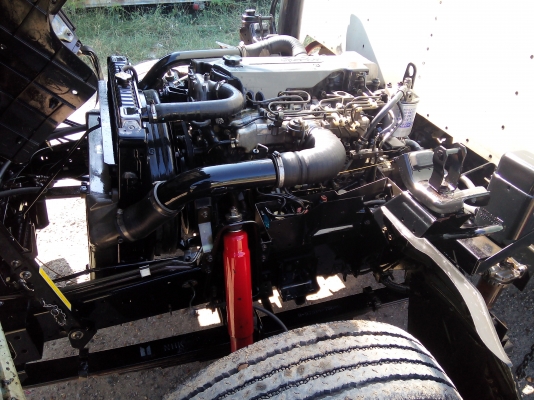 6 ล้อกลาง  *Euro.2*  ISUZU  NQR70RY52B4  150 แรงม้า  *ยาว 5.50 ม.*  รถสวยเดิม+ตามสภาพ+พร้อมใช้งาน *รถห้างแท้ * มีเล่มพร้อม *