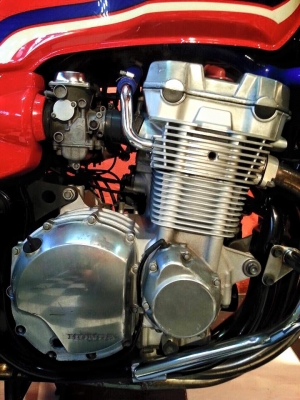 T&amp;T BIKE RAMA2 ขายด่วนเพียง 179000HONDA CB1300 ปี2003 เครื่องขาว รหัสตรง ปี ทะเบียนแท้ โอนขนส่ง ภาษี พรบ.ประกัน