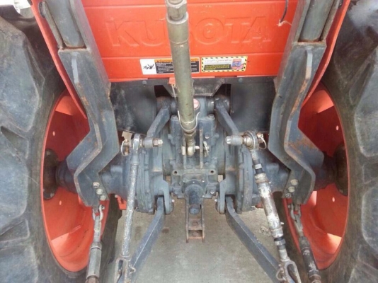 รถไถรุ่นL4708 มือสองคุณภาพดี