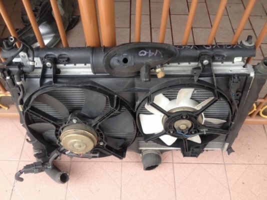 หม้อน้ำ VOLVO V40 ติดพัดลมมีอินเตอร์ของเก่าญี่ปุ่นสภาพสวยๆ