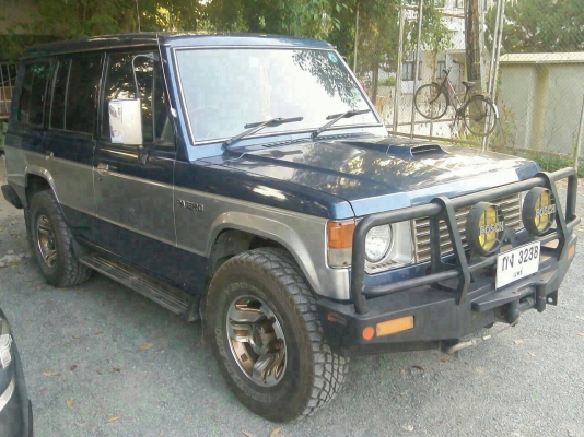 SUV ปาเจโร่ เหลี่ยม SUV ปาเจโร่ เหลี่ยม