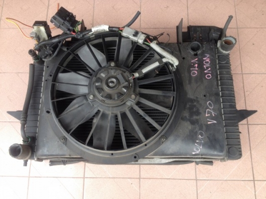 หม้อน้ำ VOLVO V70 ติดเเผงเเอร์มีพัดลมของเก่าญี่ปุ่นสภาพสวย