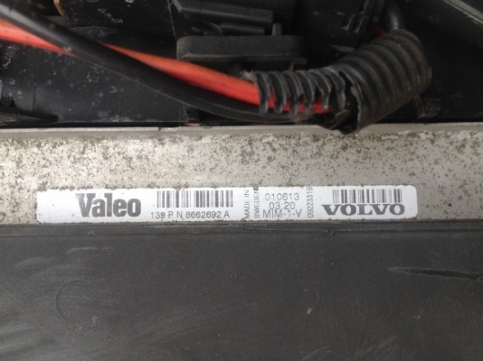 หม้อน้ำ VOLVO S80 ติดเเผงเเอร์ติดพัดลมครบชุดของเก่าญี่ปุ่นเเท้สภาพสวย