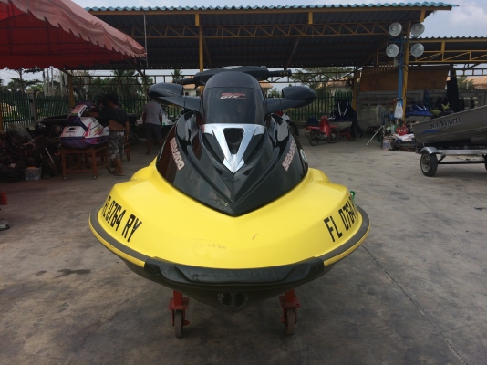 WWW.ByRin29.COM เรือเจ็ตสกี SEADOO GTX Supercharger  ปี 04 สภาพเดิมๆจากอเมริกา นำเข้าจากประเทศสหรัฐอเมริกา รัฐฟลอริดา