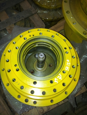 ขายตัวเดิน ใส่ KOBELCO SK 120  KOMATSU PC 120 ของใหม่ เป็นเฟืองทด