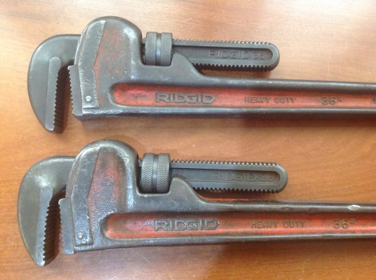 ขายประแจจับท่อ Ridgid 36" ตัวใหญ่ๆ ตัวละ
