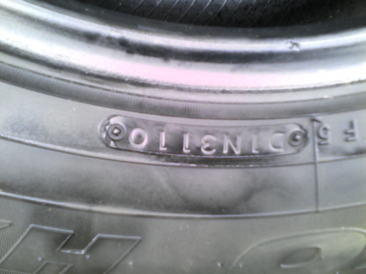 225/65R17  TOYO  H/P  OPEN COUNTRY  สวย ดอกหนา มี 2 เส้น TEL.081-427-3941