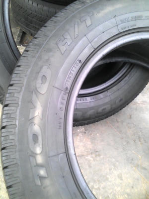 225/65R17  TOYO  H/P  OPEN COUNTRY  สวย ดอกหนา มี 2 เส้น TEL.081-427-3941