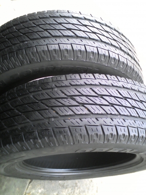 225/65R17  TOYO  H/P  OPEN COUNTRY  สวย ดอกหนา มี 2 เส้น TEL.081-427-3941