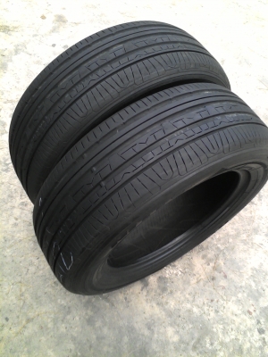 215/60R16 NITTO   ปี 2012  มี 2 เส้น TEL.081-427-3941