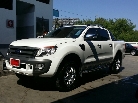 ขายดาวน์ Ford Ranger 4 ประตู (สีขาว) แต่งWildtrak Hi-Rider 2.2 AT 2014 รถเดือน เมษายน 14