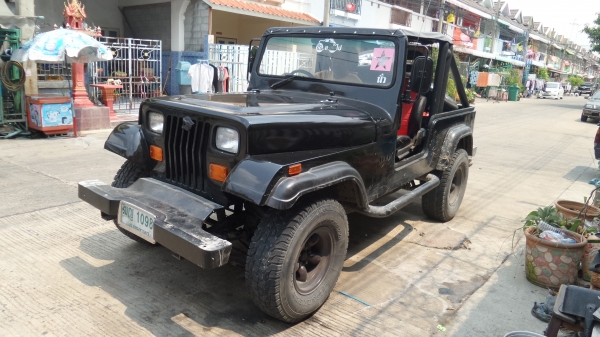 จี๊ปแท้ เล่มแท้ พร้อมลุย จี๊ปแท้ เล่มแท้ พร้อมลุย