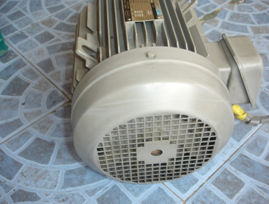 ขายมอเตอร์ carrier 5hp ไฟ3เฟส  rpm.1410