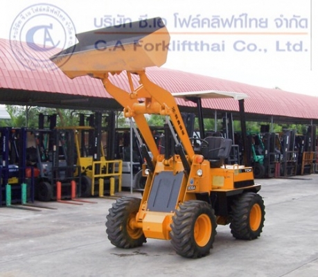 ขาย รถตักล้อยาง TCM รุ่น 808A