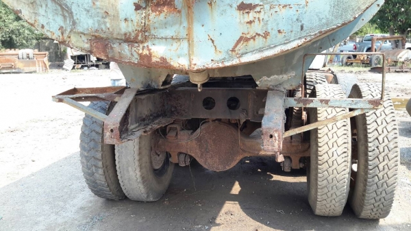 10ล้อหัวยาว เครื่อง145แรง พร้อมเล่มทะเบียน