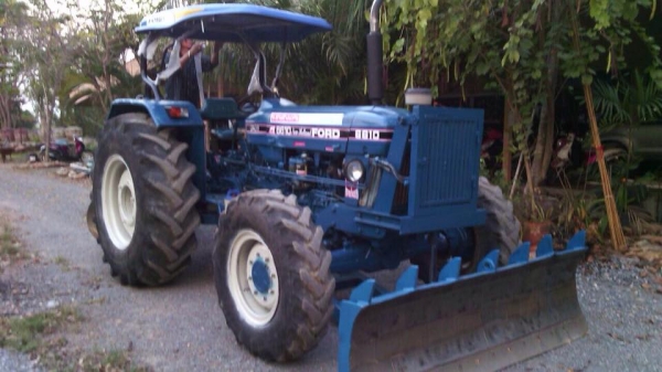 ขาย FORD 6610 รุ่น 2เพลา ขาย FORD 6610 รุ่น 2เพลา