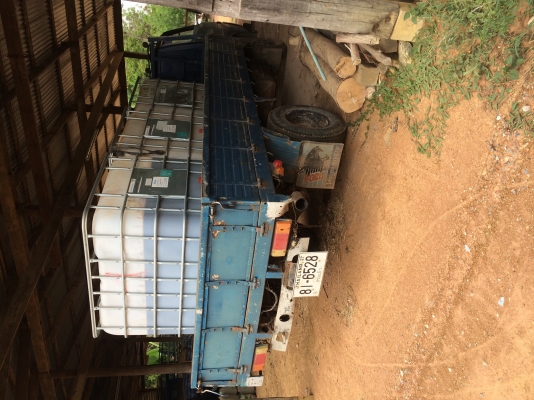 ขาย 6 ล้อไดน่า 85  แรง สวยๆๆสภาพพร้อมใช้