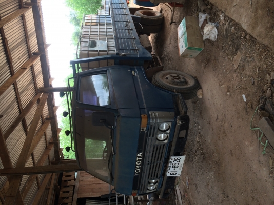 ขาย 6 ล้อไดน่า 85  แรง สวยๆๆสภาพพร้อมใช้