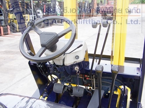 ขาย รถโฟล์คลิฟท์ KOMATSU รุ่น FG15-15