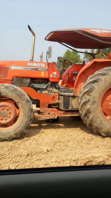 ขาย แทรกเตอร์ KUBOTA  M9000 รถทำงานอยู่คับ