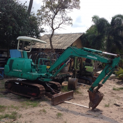 ขาย. Komatsu. PC20-7 แบคโฮเล็ก. สภาพพร้อมใช้งาน