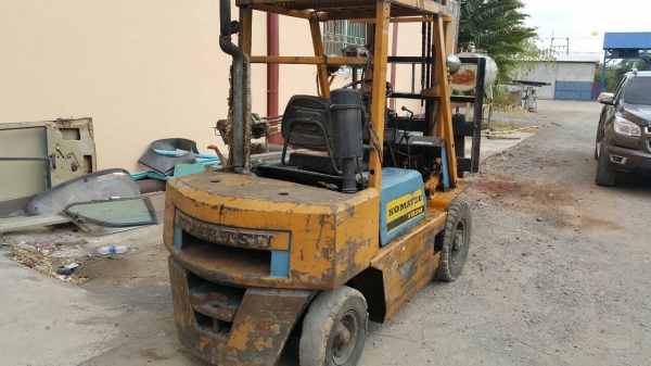 ขายFOLK LIFT2.5ตัน ขายFOLK LIFT2.5ตัน