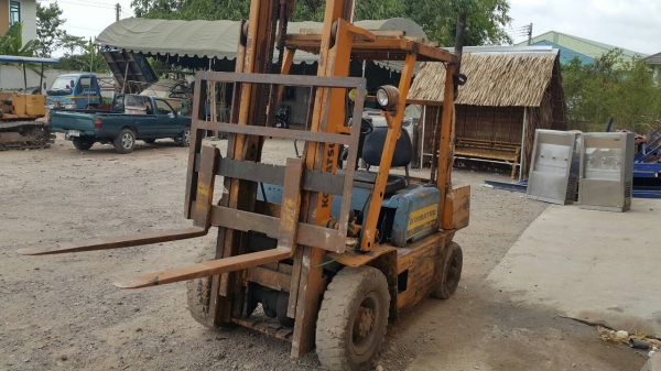 ขายFOLK LIFT2.5ตัน ขายFOLK LIFT2.5ตัน