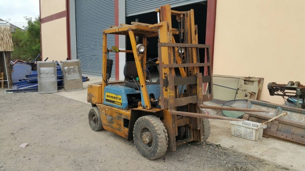 ขายFOLK LIFT2.5ตัน