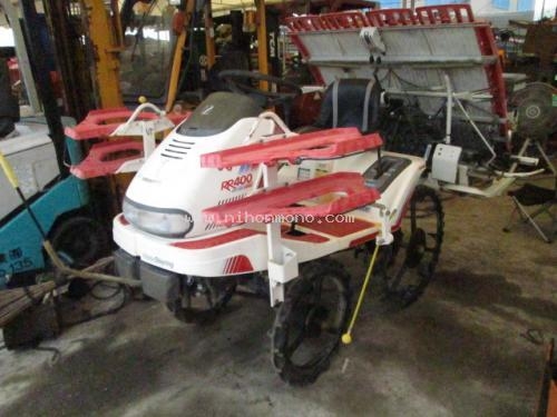รถปลูกข้าวดำนาแบบนั่งขับ    YANMAR   RR40   รหัสสินค้า : 14001924   หรือเพิ่มเติมไดที่ www.nihonmono.com
