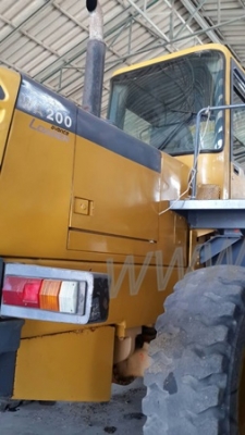 รถตัก  KOMATSU   WA200-3    ทำงาน  6,873  ชั่วโมง