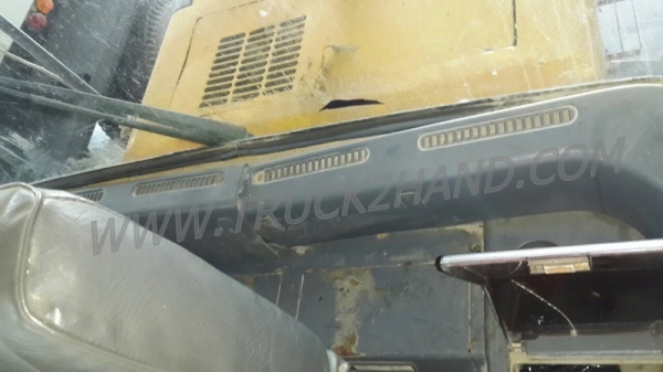 รถตัก  KOMATSU   WA200-3    ทำงาน  6,873  ชั่วโมง