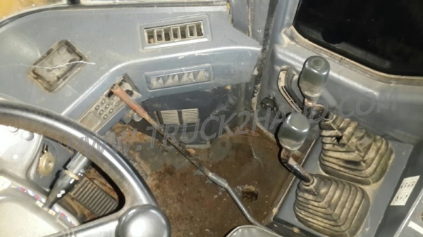 รถตัก  KOMATSU   WA200-3    ทำงาน  6,873  ชั่วโมง