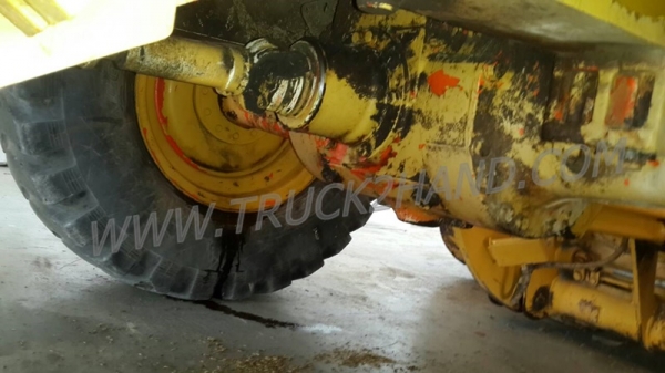 รถตัก  KOMATSU   WA200-3    ทำงาน  6,873  ชั่วโมง