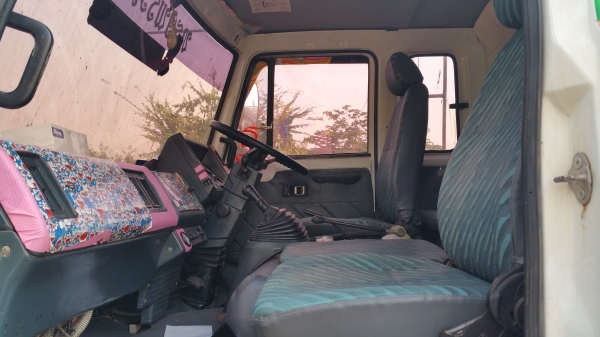 ขายISUZU210เครื่อง240โบภายในสวยแอร์พร้อมเล่มพร้อมโอน ขายISUZU210เครื่อง240โบภายในสวยแอร์พร้อมเล่มพร้อมโอน