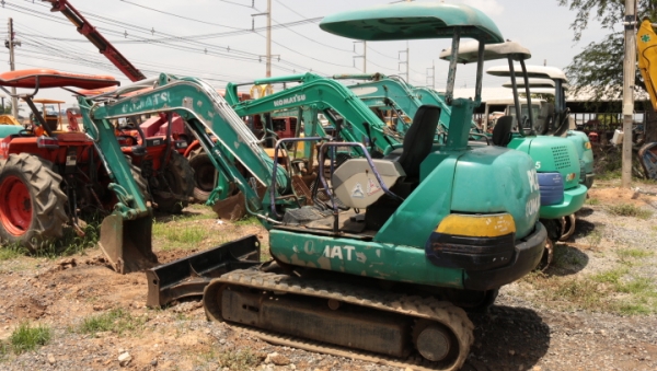 รถขุด Komatsu PC25-1 เก่านอกขายตามสภาพ