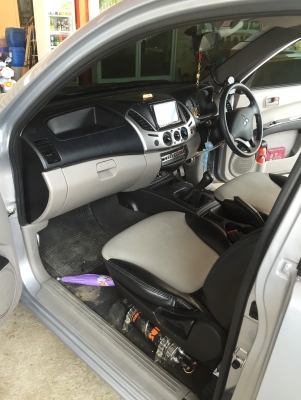 ขาย Triton ปี2011 2.4 lpg 2 ระบบ แม๊กขอบ 17 ยางใหม่ รถป้ายแดง มือเดียว