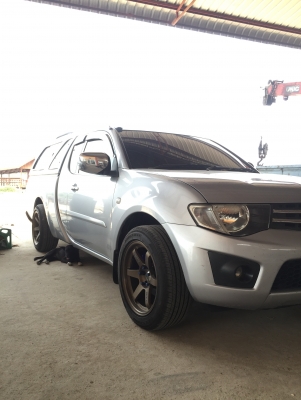 ขาย Triton ปี2011 2.4 lpg 2 ระบบ แม๊กขอบ 17 ยางใหม่ รถป้ายแดง มือเดียว