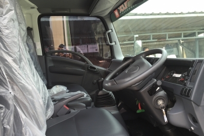 ขายด่วน รถหกล้อ ดั้ม ISUZU NPR 150 ,ปี53 สภาพพร้อมใช้