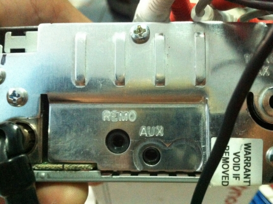 Clarion FZ409 ระบบสัมผัส USB AUX 3ปรีเอ้า จอกราฟฟิก สภาพสวย มือ2 ญี่ปุ่น