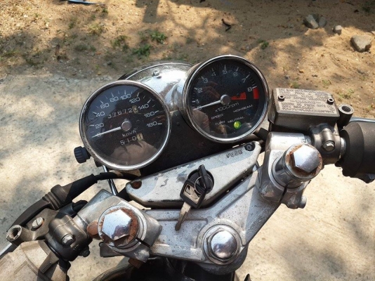 ขาย Honda clubman 400 ราคาย่อมเยา มีคลิปรับรองไม่ผิดหวัง ขาย Honda clubman 400 ราคาย่อมเยา มีคลิปรับรองไม่ผิดหวัง