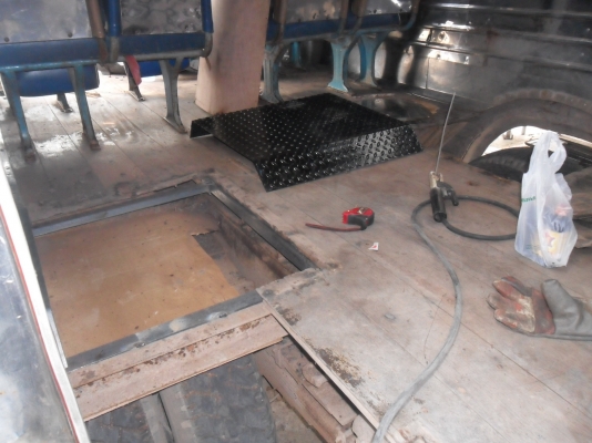 ขายรถมินิบัสพัดลม