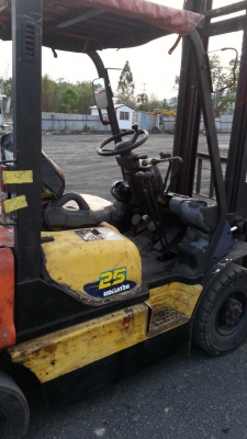 ขายโฟคลิฟท์ 2.5 ตันรุ่น14 โคมัสสุเครื่องโคมัสสุยกสูง 4 เมตรพร้อมใช้งาน 150,000 บาท ขายโฟคลิฟท์ 2.5 ตันรุ่น14 โคมัสสุเครื่องโคมัสสุยกสูง 4 เมตรพร้อมใช้งาน 150,000 บาท