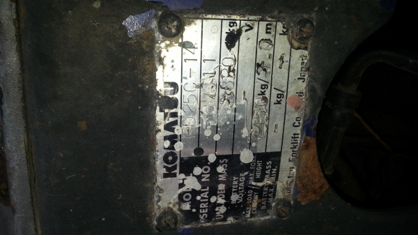 ขายโฟคลิฟท์ 2.5 ตันรุ่น14 โคมัสสุเครื่องโคมัสสุยกสูง 4 เมตรพร้อมใช้งาน 150,000 บาท ขายโฟคลิฟท์ 2.5 ตันรุ่น14 โคมัสสุเครื่องโคมัสสุยกสูง 4 เมตรพร้อมใช้งาน 150,000 บาท